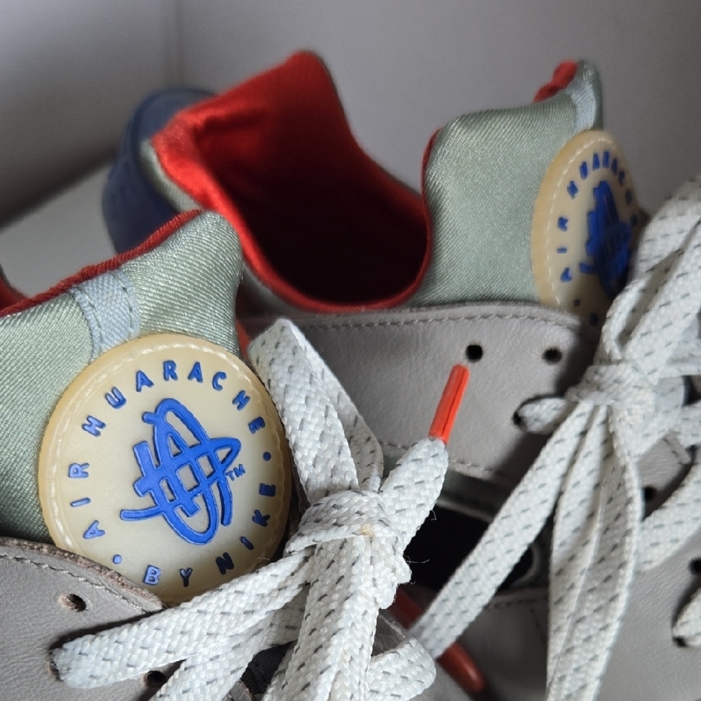 Nike Air Huarache PRM (Mens Size 12) Shoes DV0781 001 Enigma Stone Racer Blue - Picture 5 of 8